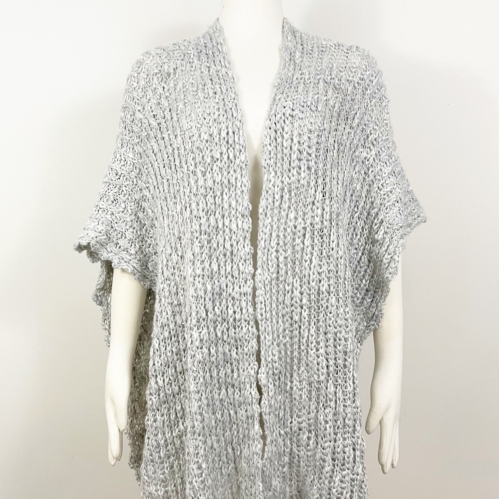 NWT Jessica Simpson Maternity Knit Shawl